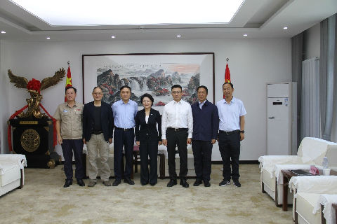 时任天水市委书记张永霞、中国工业设计协会会长刘宁一行来公司考察